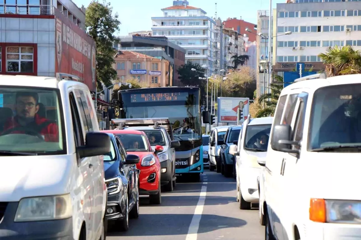 Samsun ekonomi haberleri... Samsun\'da trafiğe kayıtlı araç sayısı 411 bini geçti