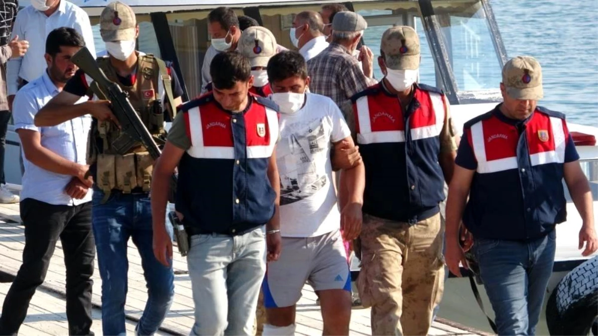 Van Gölü\'nde 61 kaçak göçmenin hayatını kaybettiği tekne faciasının sanığı Medeni Akbaş\'a 1033 yıl hapis cezası verildi