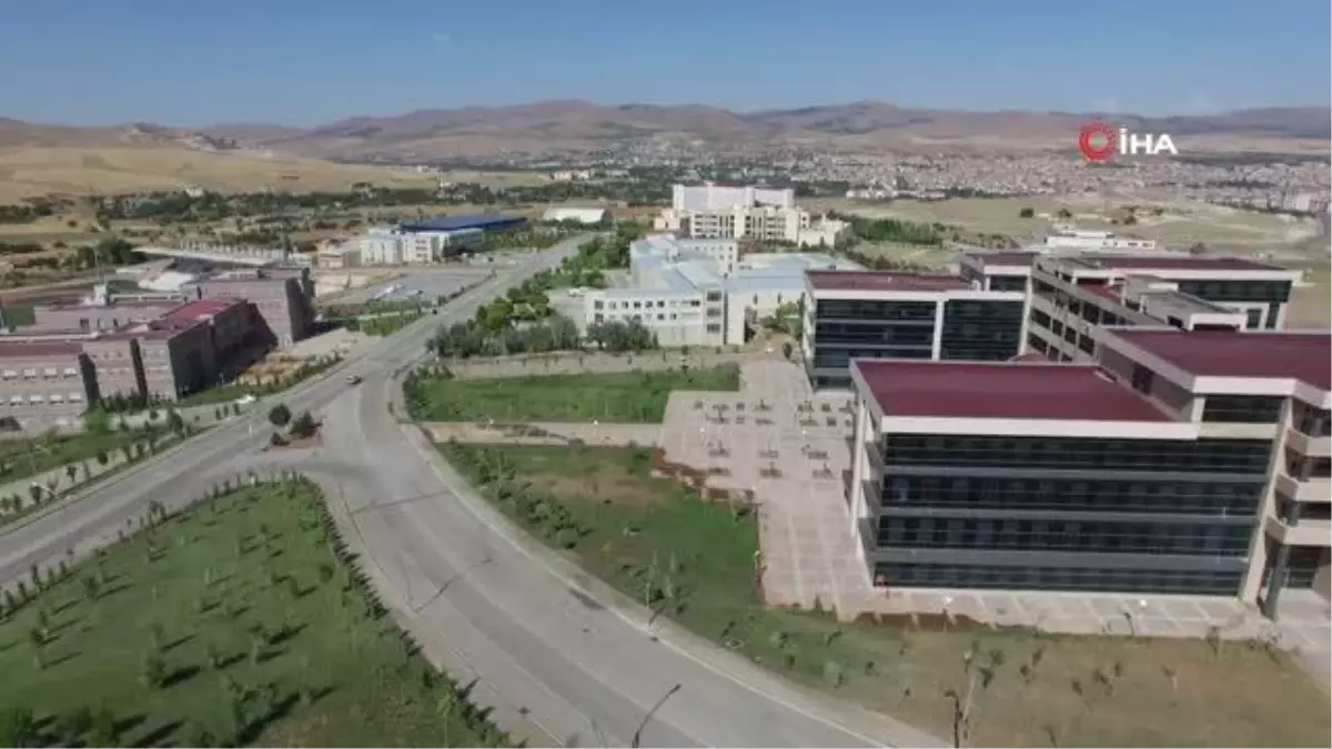 Ahilik okuyup, Ahilik yemini ile mezun oluyorlar