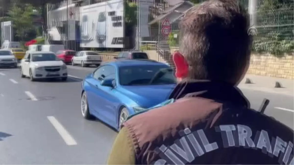 Beşiktaş\'ta elektrikli skuter denetimi yapıldı