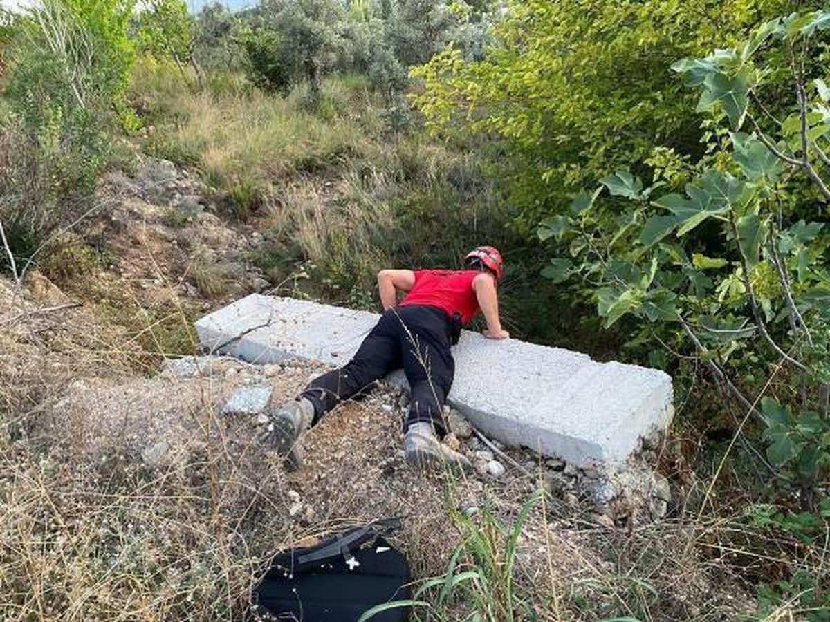 Okuldan kaçan öğrenciyi iz takip köpeği Merak buldu (2)- Yeniden