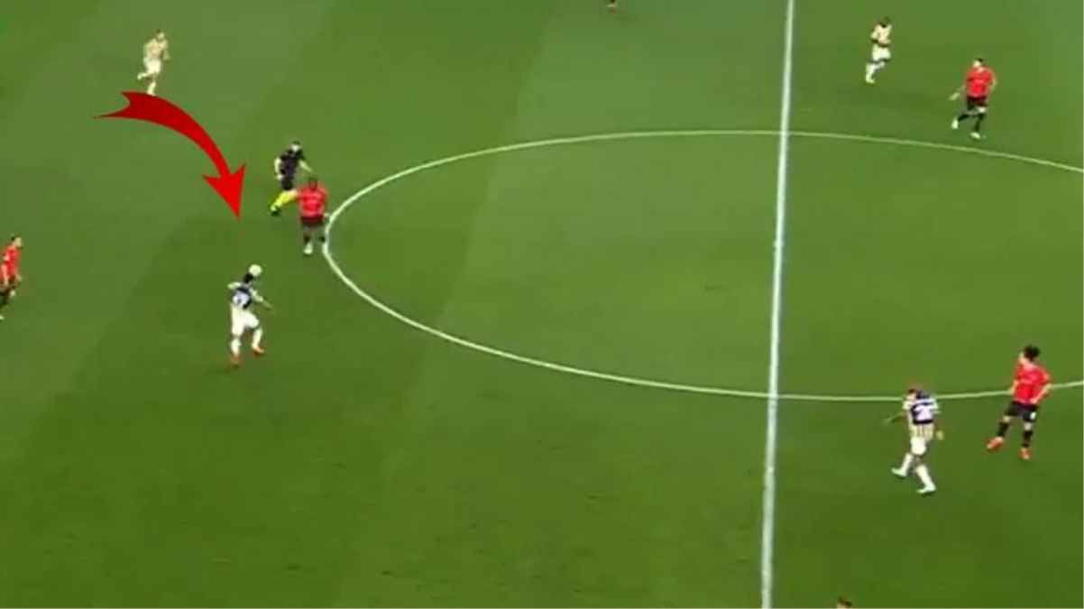Rennes\'in Fenerbahçe\'ye attığı gol öncesi yaşananlar tepki topladı