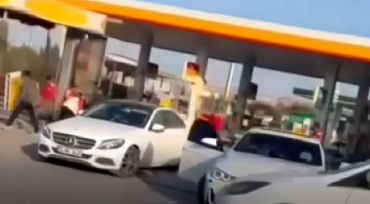 Aracında silahlı saldırıya uğrayan genç hayatını kaybetti