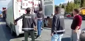 Görevden ihraç edilen astsubay 1 milyon 770 bin kaçak makaronla yakalandı