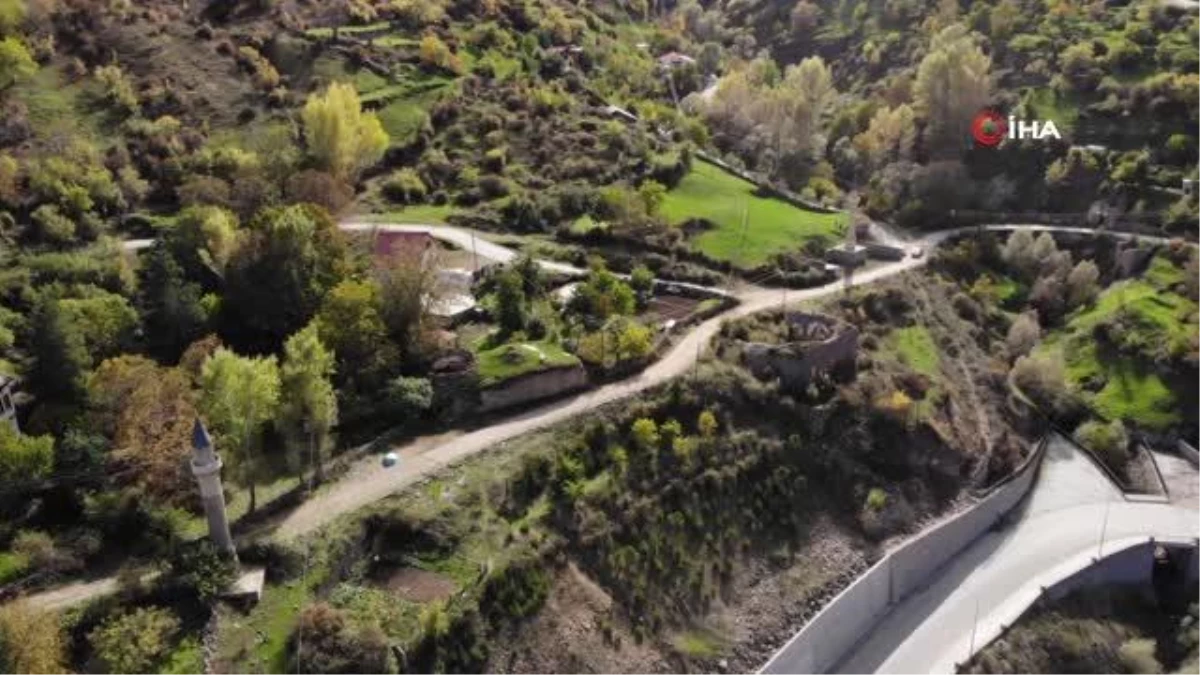 Gümüşhane\'de camisi olmayan minareler görenleri şaşırtıyor