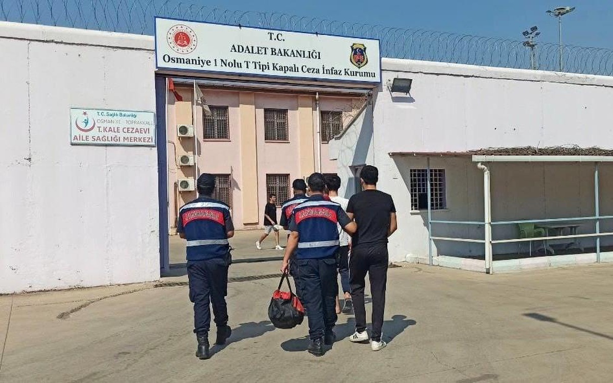 Kadirli\'de 4 yıl 3 ay hapis cezasıyla aranan hükümlü yakalandı