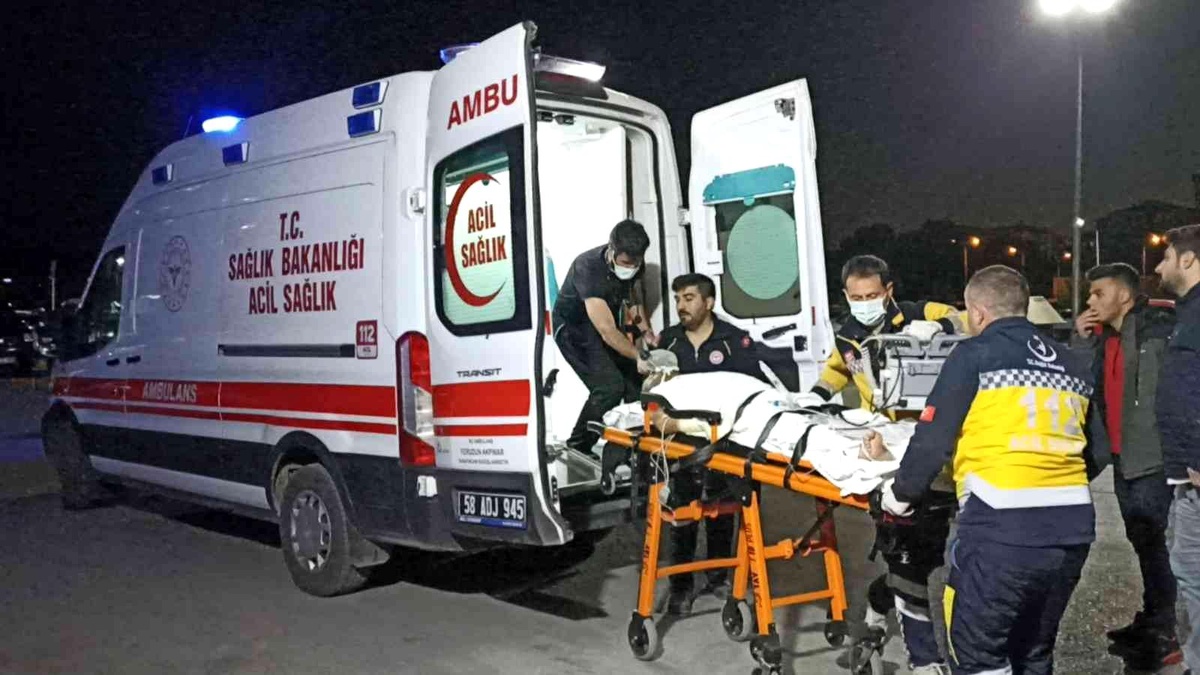Kılıçkaya Barajı\'ndaki patlamada yaralanan 3 işçinin yanık tedavisine başlanıldı
