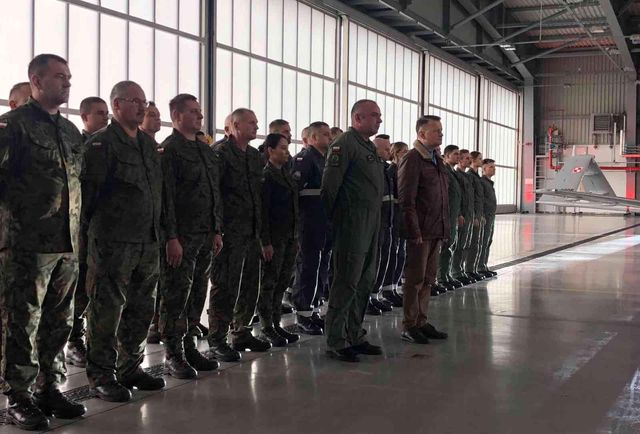 Polonya'ya Bayraktar TB2 SİHA'ların ilk teslimatı yapıldı Polonya'ya Bayraktar TB2 SİHA'ların ilk teslimatı yapıldı