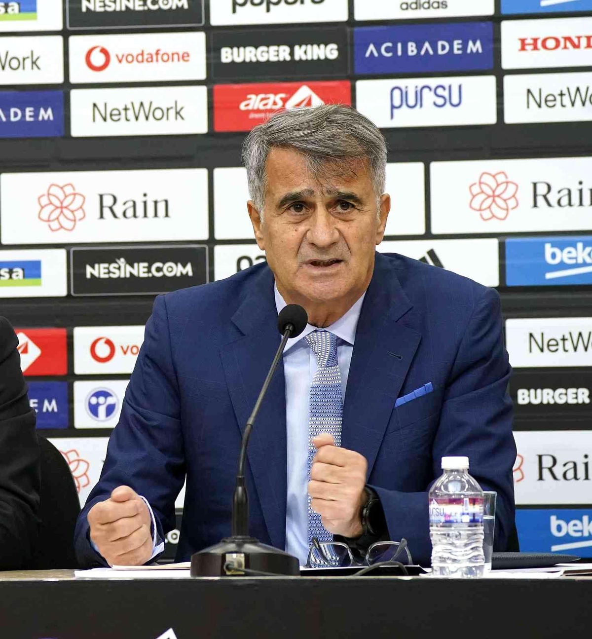 Şenol Güneş: "Güneş her gün doğuyor. Tekrar batıyor, tekrar doğuyor. Onun için, her çıkışından faydalanmak gerekiyor."