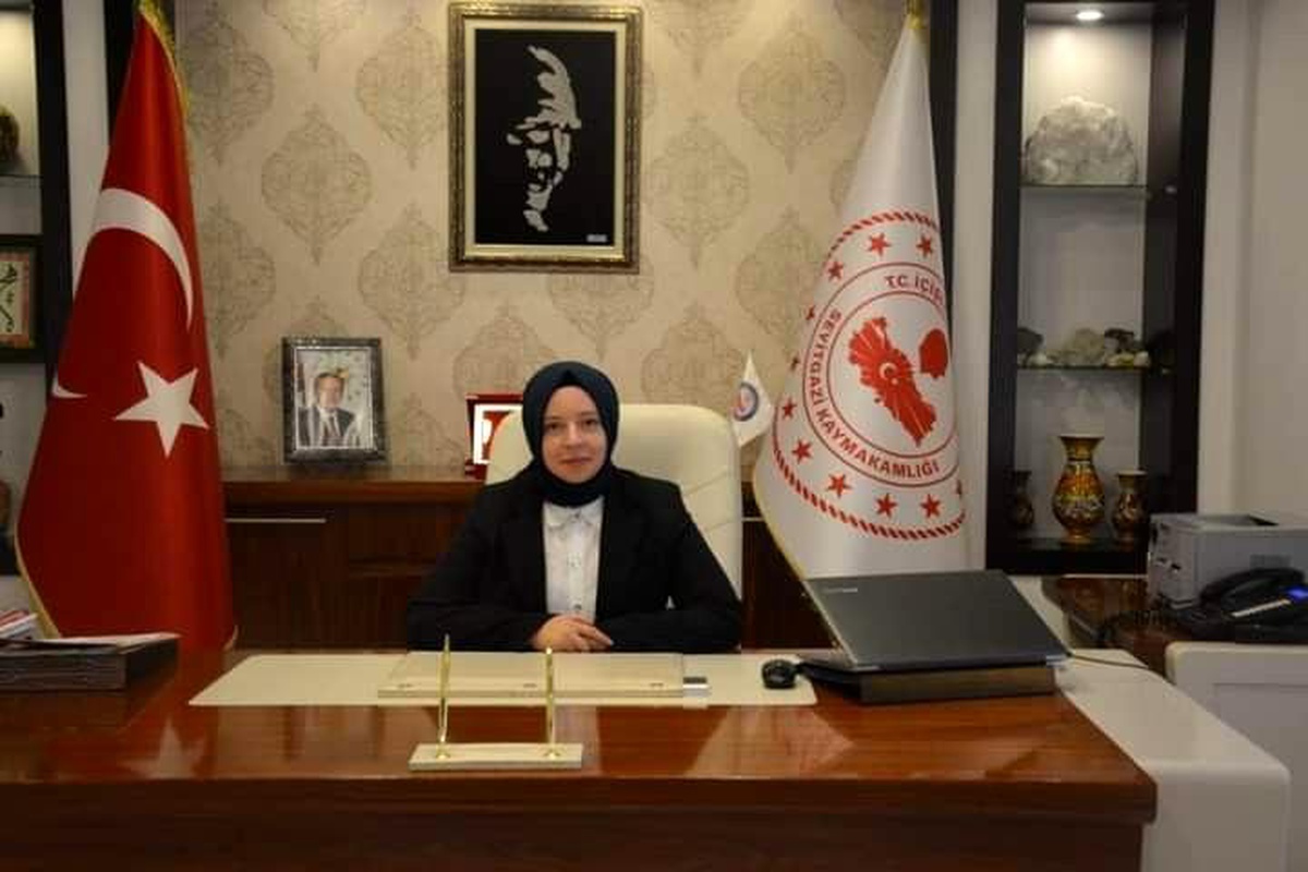 Seyitgazi Kaymakamı Altın\'dan 29 Ekim Cumhuriyet Bayramı mesajı