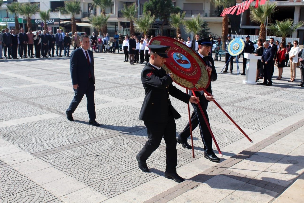 Turgutlu\'da Cumhuriyet Bayramı kutlamaları