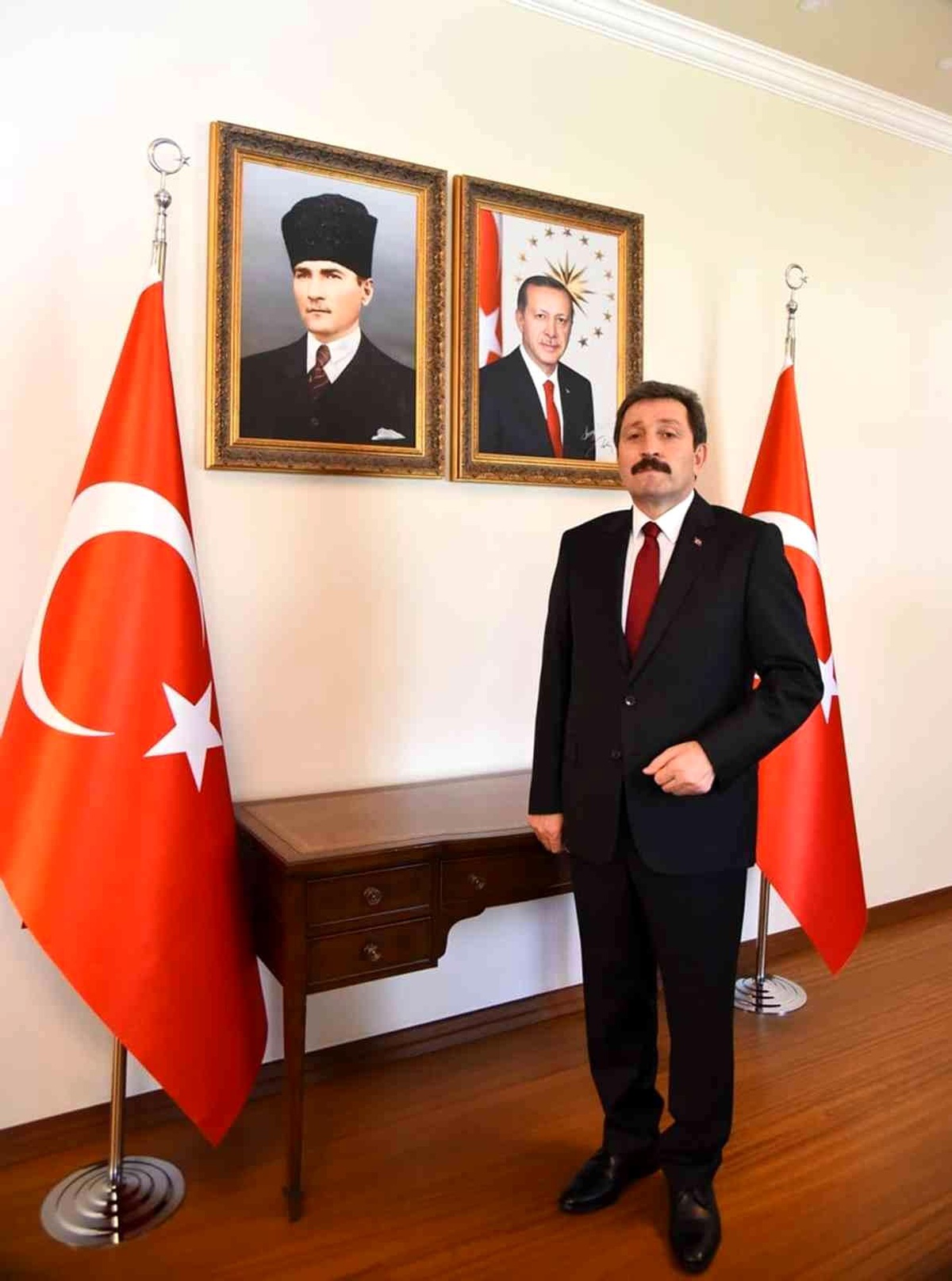 Vali Orhan Tavlı\'dan 29 Ekim Cumhuriyet Bayramı mesajı