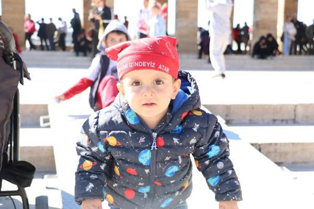 Anıtkabir\'de Cumhuriyet Bayramı coşkusu