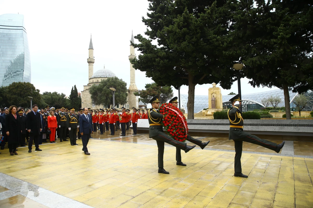 Azerbaycan\'da 29 Ekim Cumhuriyet Bayramı kutlandı