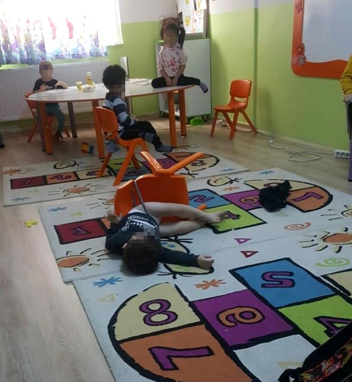 Bilecik\'te bir anaokulunda dil ve konuşma rahatsızlığı bulunan çocuklara işkence eden öğretmen ve kurum sahiplerine verilen ceza belli oldu