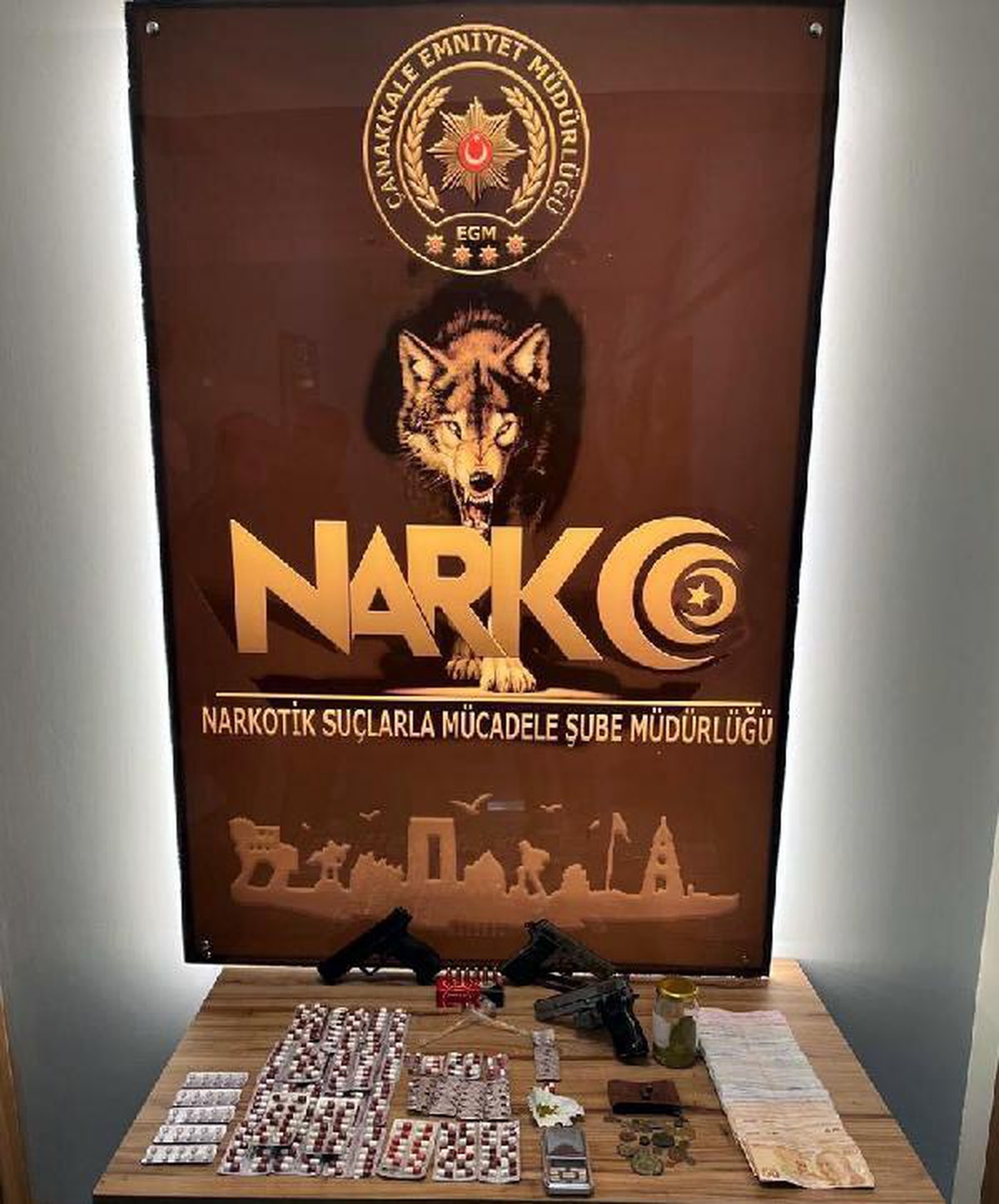 Çanakkale\'de eş zamanlı uyuşturucu operasyonu: 30 gözaltı