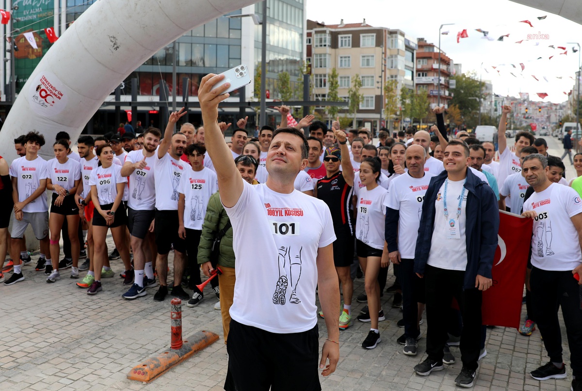 Çerkezköy\'de Kurtuluşun 100. Yılına Özel Koşu