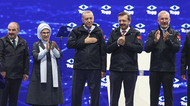 Cumhurbaşkanı Erdoğan, vatandaşın Togg'u ne zaman ve nasıl satın alacağını açıkladı Cumhurbaşkanı Erdoğan, vatandaşın Togg'u ne zaman ve nasıl satın alacağını açıkladı