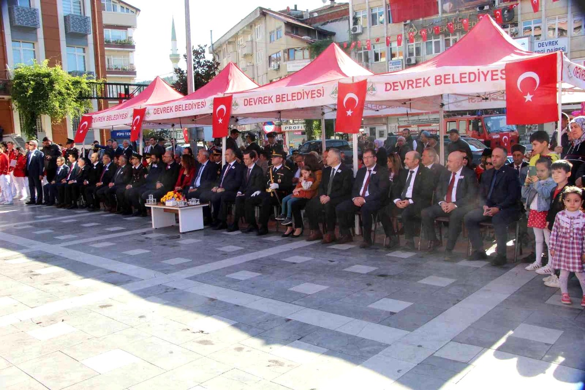 Devrek\'te 29 Ekim Cumhuriyet Bayramı coşkuyla kutlandı