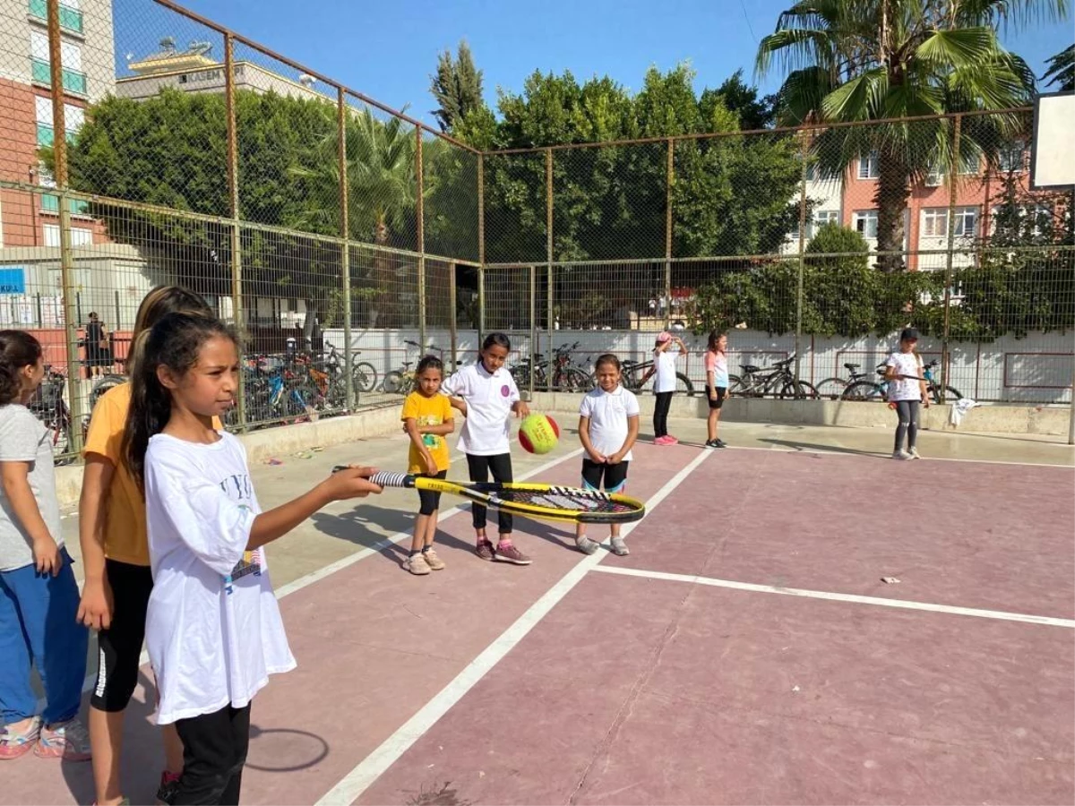 İlkokullarda Spor Dalı Eğitim Projesi Kumluca\'da 550 öğrenci ile başladı