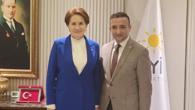 İYİ Parti'yi yasa boğan ölüm! Konya İl Başkanı Tozoğlu 35 yaşında hayatını kaybetti İYİ Parti'yi yasa boğan ölüm! Konya İl Başkanı Tozoğlu 35 yaşında hayatını kaybetti