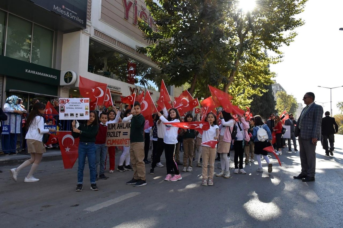 Kahramanmaraş\'ta 29 Ekim Cumhuriyet Bayramı Coşkusu
