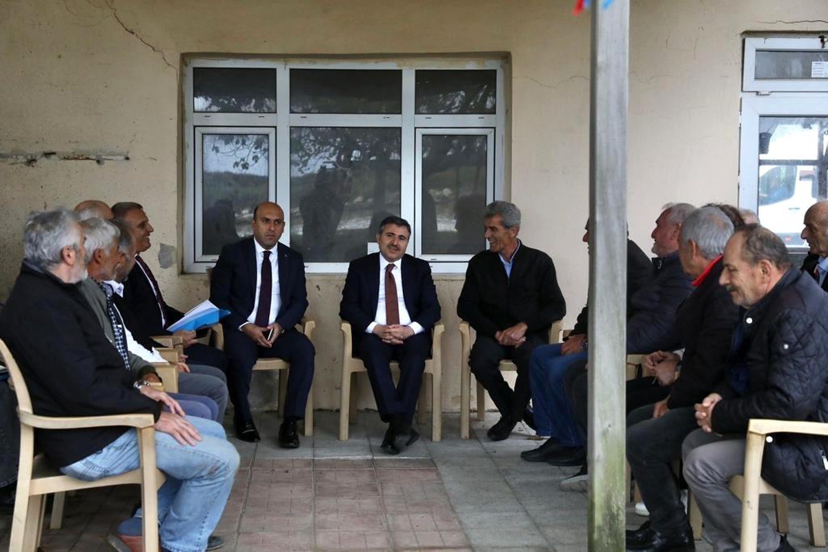 Vali Atay, Melenağzı köylüsünü dinledi