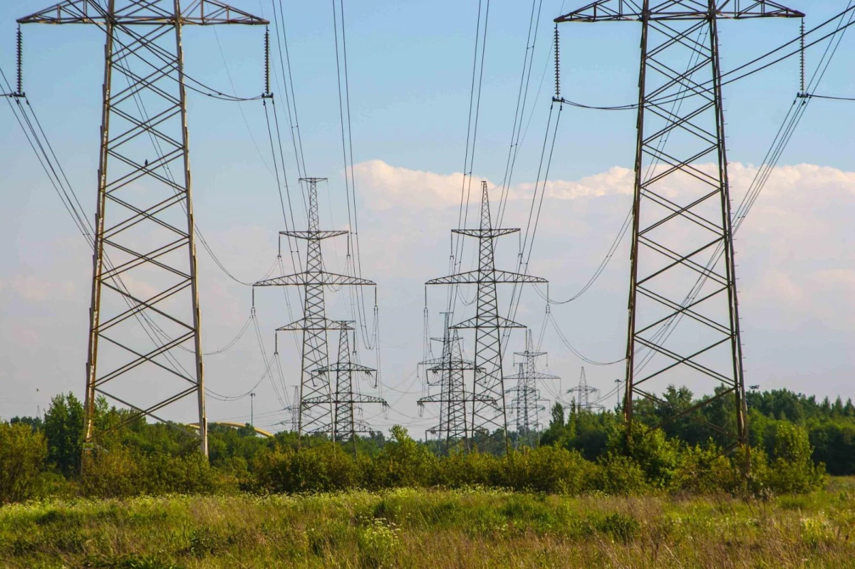 2023 Yılı Elektrikte Son Kaynak Tedarik Tarifesi Tüketim Miktarları Belirlendi