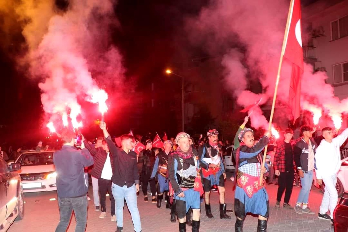 Bozdoğan\'da Cumhuriyet Bayramı kutlamaları gece de sürdü