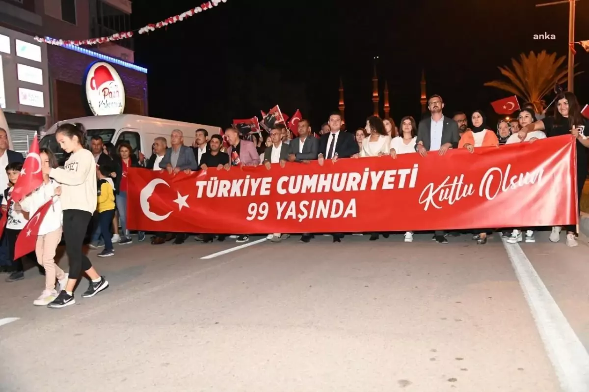 Kumluca\'da 29 Ekim Cumhuriyet Bayramı Coşkusu