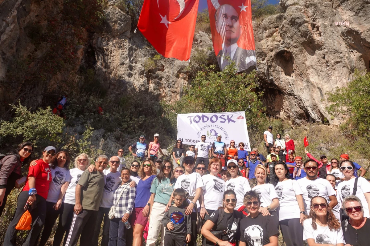 Muratpaşa\'da Ulusal Kaya Tırmanış Şenliği Yapıldı