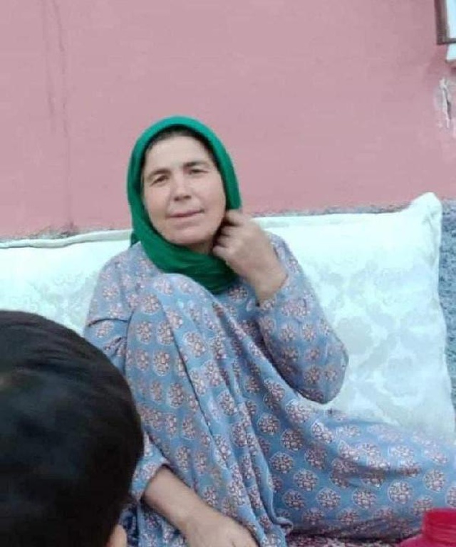 Mardin'de kafasına sert cisimle vurulup öldürülen kadının 4 cumhuriyet aldığı için öldürüldüğü ortaya çıktı Mardin'de kafasına sert cisimle vurulup öldürülen kadının 4 cumhuriyet aldığı için öldürüldüğü ortaya çıktı