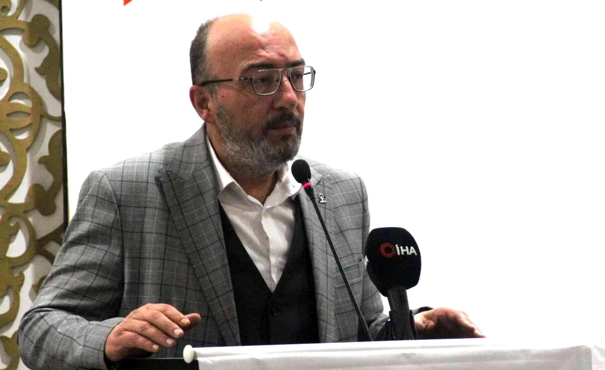 Başkan Mustafa Önsay: "Kütahya\'ya 698 sağlık personeli kadrosu tahsis edilmesi planlanıyor"