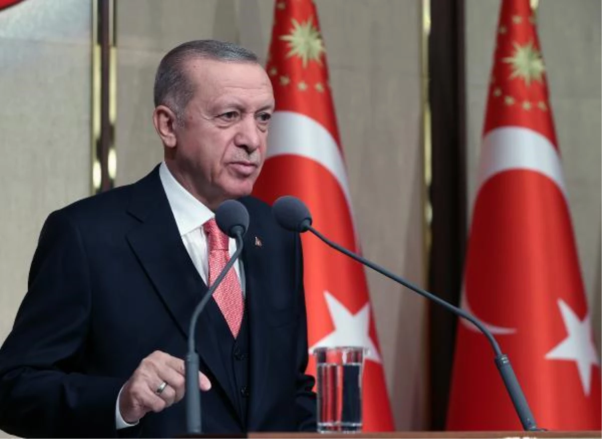 Cumhurbaşkanı Erdoğan: "İnsanı diğer varlıklardan ayıran ne kadar haslet, ne kadar değer varsa küresel odakların da desteğiyle yok edilmeye...