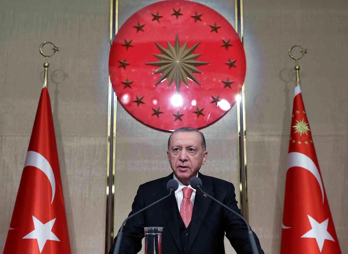 Cumhurbaşkanı Erdoğan: "Anayasa değişikliğiyle aileyi korumayı hedefliyoruz"