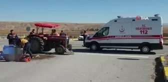 Traktör ile otomobil çarpıştı: Yaşlı kadın hayatını kaybetti, eşi ağır yaralandı