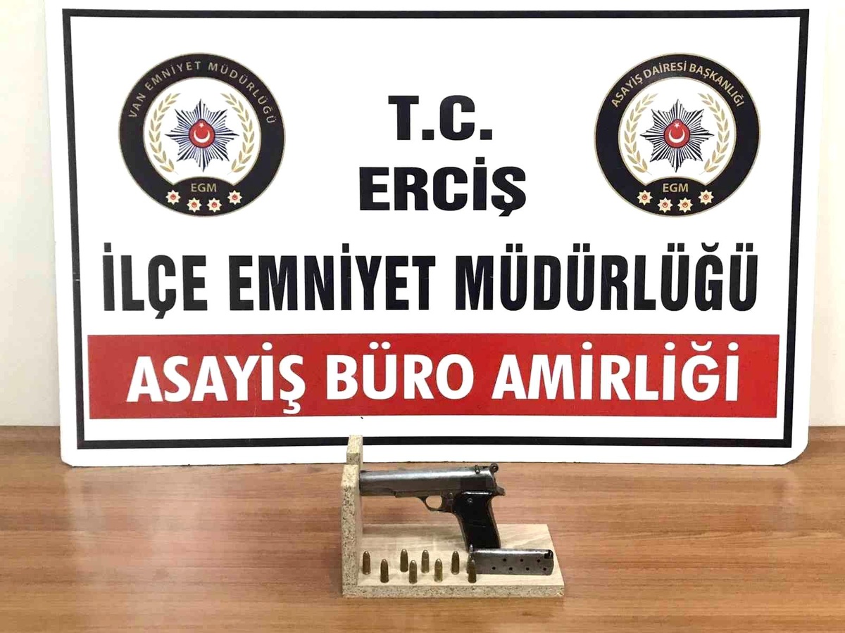 Van\'da değişik suçlardan 19 kişi tutuklandı