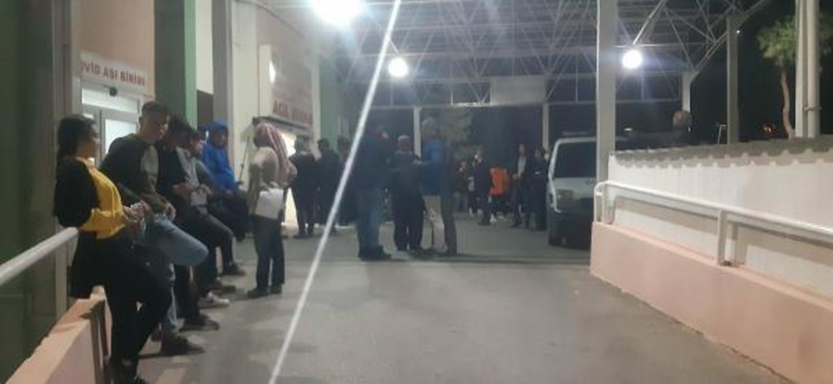 Aydın\'da 63 öğrenci gıda zehirlenmesi şüphesiyle hastaneye kaldırıldı