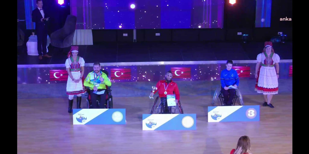 Beşiktaş Belediyesi Engelsiz Sanat Topluluğu, Para Dans Avrupa Şampiyonası\'nda 6 Madalya Kazandı