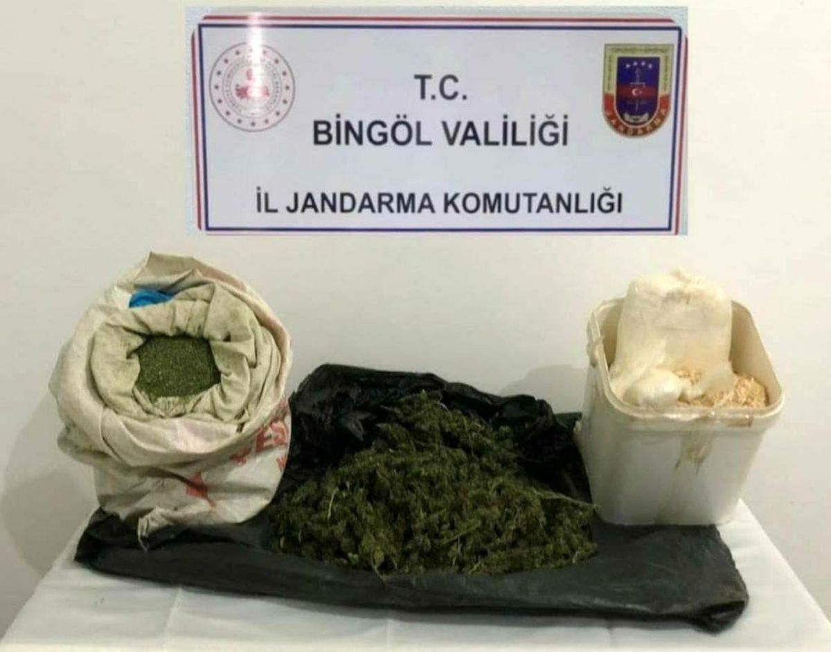 Bingöl\'de 9 kilo esrar ele geçirildi