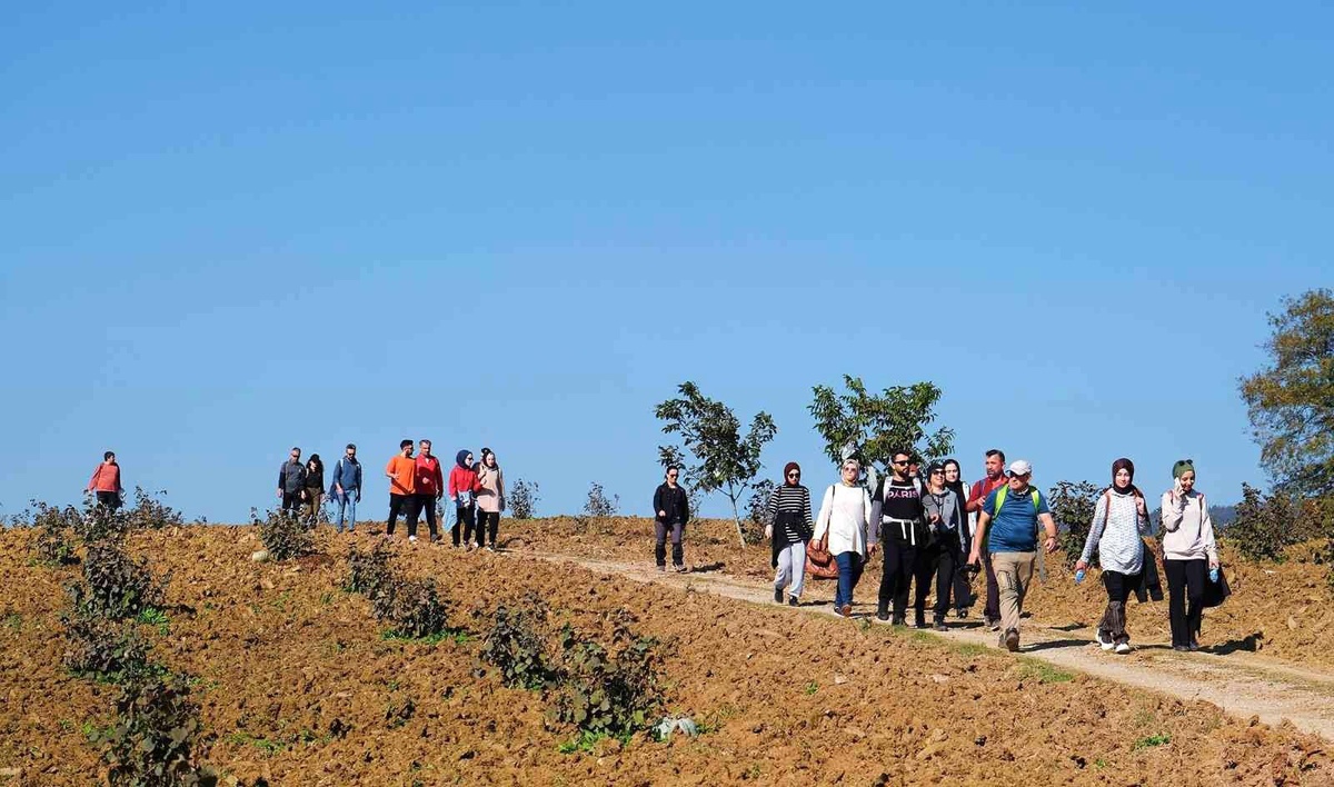 Doğa tutkunları sonbaharın her tonunu keşfetti