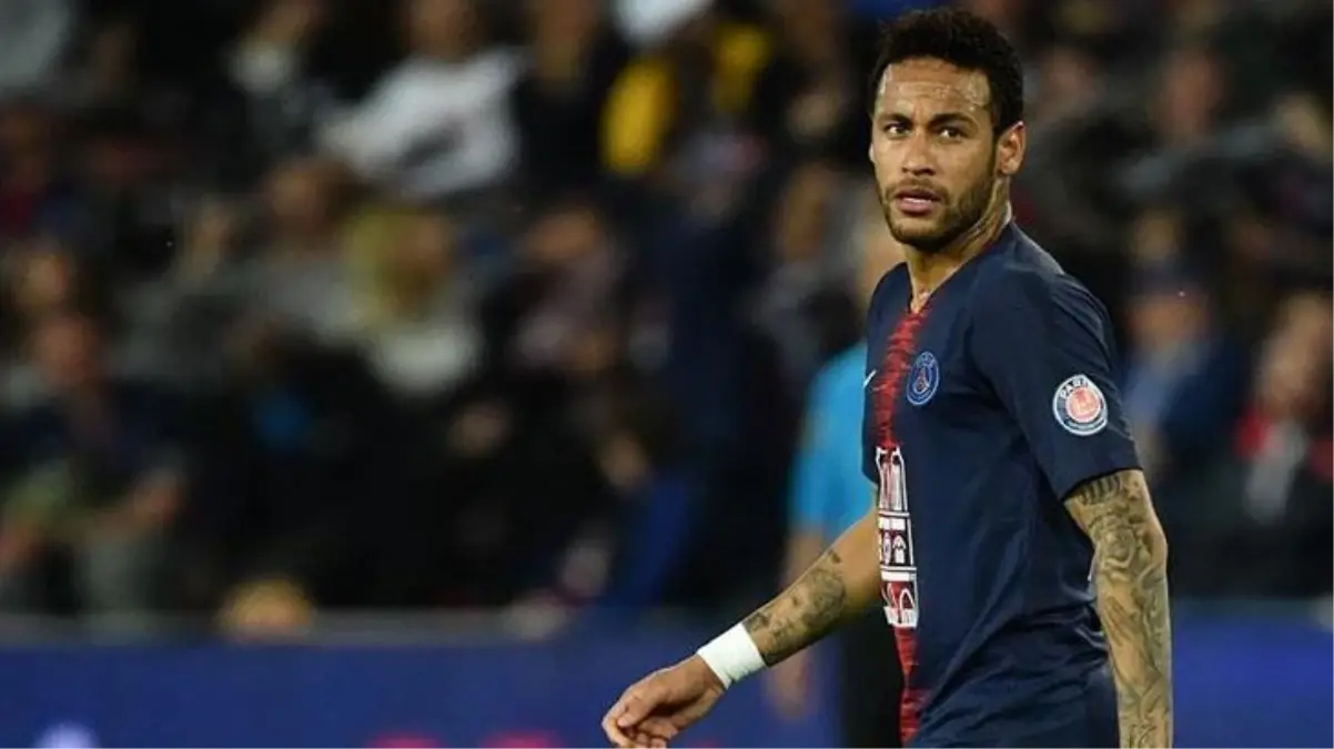 Brezilyalı efsane futbolcudan, Neymar\'a zehir zemberek sözler: Faşistleri destekleyen sağcı Brezilyalı futbolcuları görünce midem bulanıyor