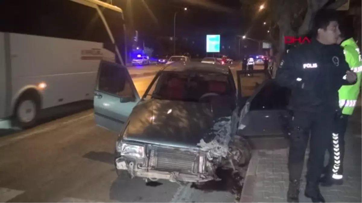 KARAMAN-ARAÇTA SIKIŞTIĞI YERDEN KURTARILAN SÜRÜCÜ, YARALI HALDE KAÇTI