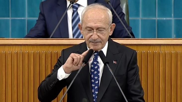 Kürsüde Kılıçdaroğlu'nun zor anları! Konuşmasını tamamlayamadan kürsüden ayrıldı Kürsüde Kılıçdaroğlu'nun zor anları! Konuşmasını tamamlayamadan kürsüden ayrıldı
