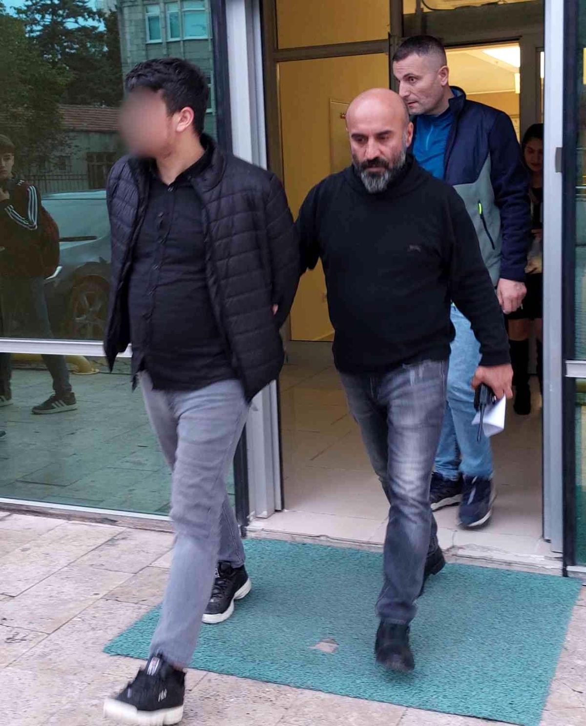 Samsun\'da 2 kişinin silahla yaralanma şüpheli tutuklandı