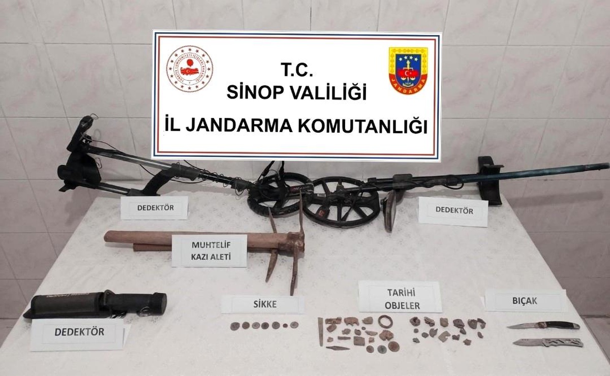 Sinop\'ta kaçak kazı yapan 3 kişi suçüstü yakalandı