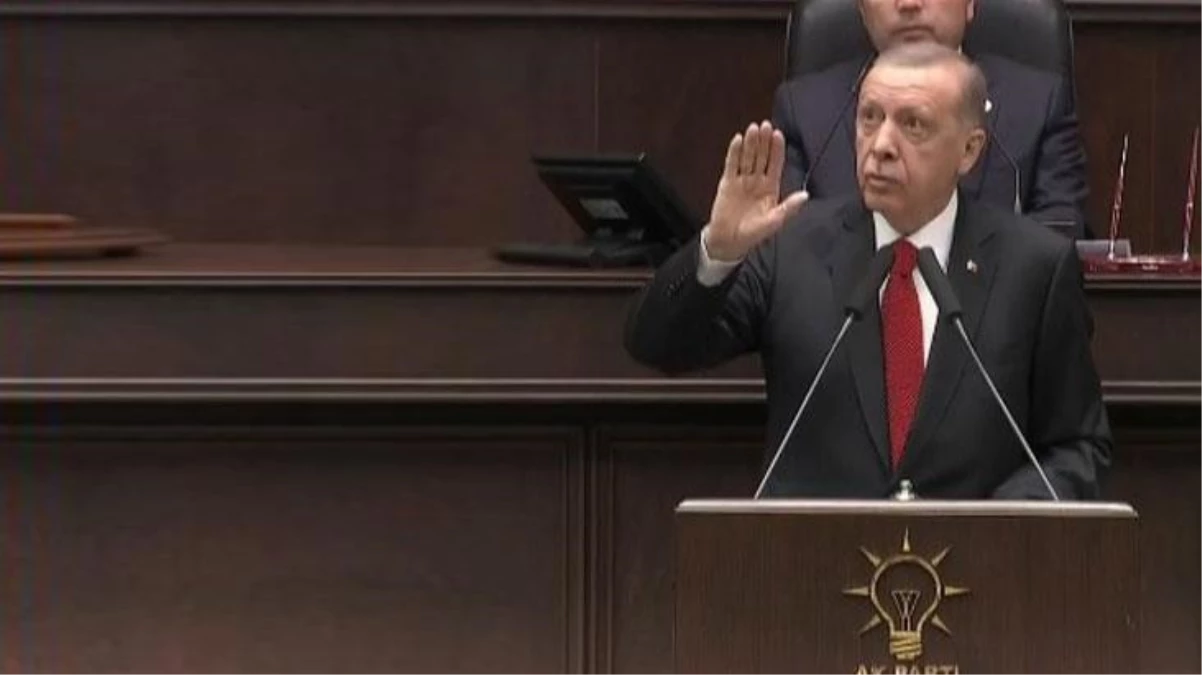 Cumhurbaşkanı Erdoğan, CHP lideri Kılıçdaroğlu\'nu eleştirdiği esnada hareketlenen salonu böyle susturdu