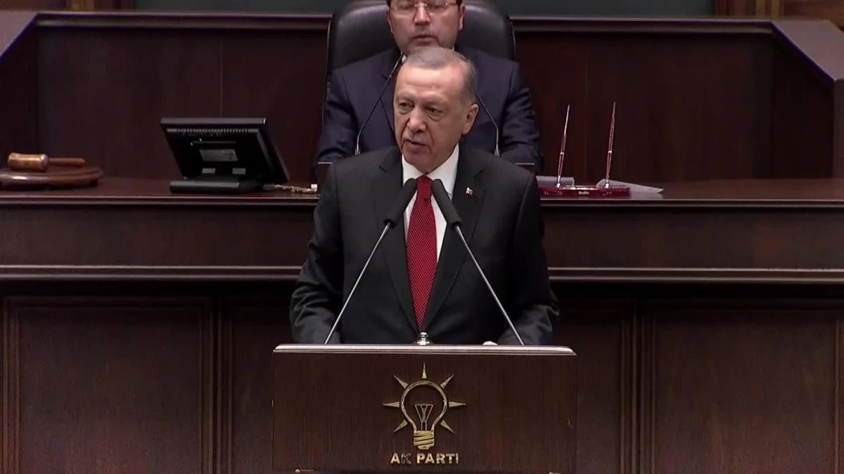 Erdoğan: Bay Kemal, Sıkıysa Önümüzdeki Seçimde Başörtülü Aday Koy. Hadep Koydu Bir Tane Öyle veya Böyle. Sen de Koy