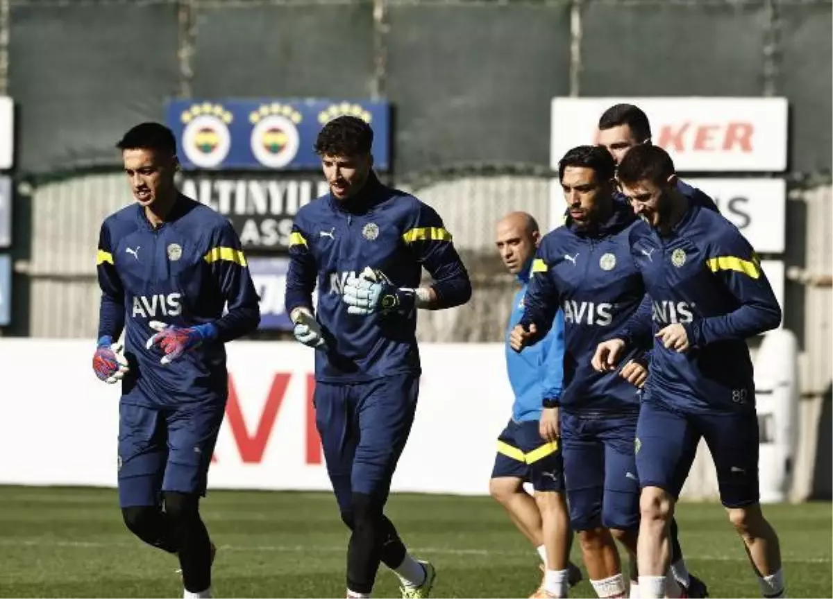 Fenerbahçe\'de Dinamo Kiev maçı hazırlıklarının İstanbul etabı tamamlandı