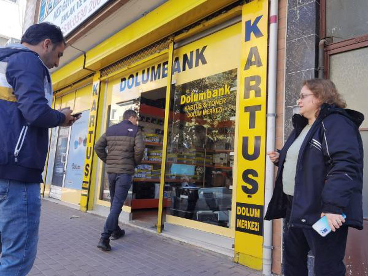 Kanada\'dan geldiği Bursa\'da \'terör soruşturması\' yalanıyla dolandırıldı